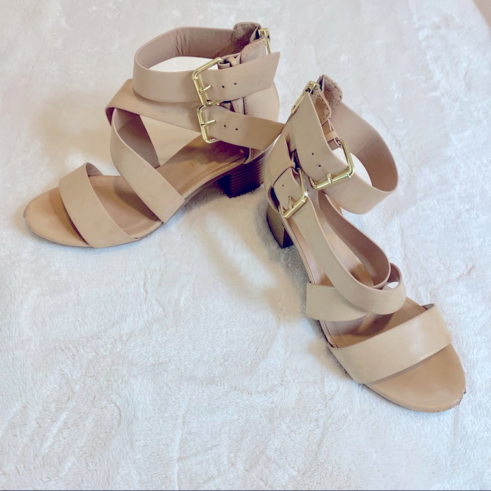 Beige Summer Strappy Heeled Sandal sz 7 city classified